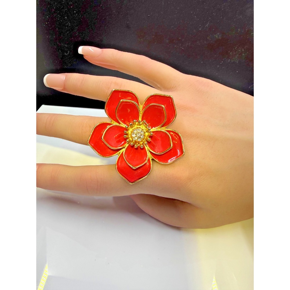 Vintage Enamel Flower Rhinestone Stretch Adjustable MOD Statement Cocktail Ring